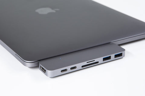Hyper HyperDrive Thunderbold 3 USB-C for 2016 Macbook Pro Gray